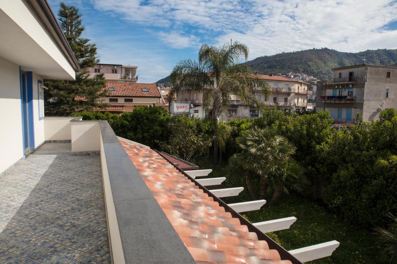 Villa Concettina Capo d'Orlando Bagian luar foto
